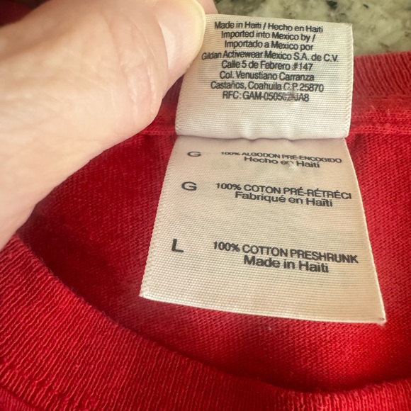 Official University of Arizona Wildcats Short Sleeve T-Shirt Red Size Large EUC - Picture 9 of 12